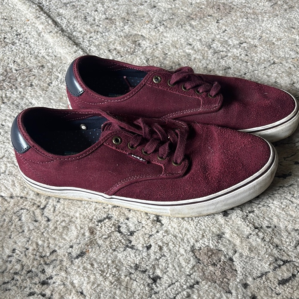Vans Men's Burgundy Sneakers